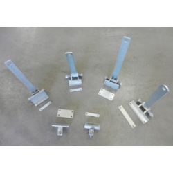 Types of hitch and hook for rolls and trolleys